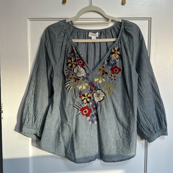 Velvet by Graham and Spencer - Picture 3 of 7